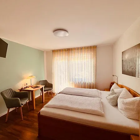 Ferienweingut Rudorfer 게스트하우스