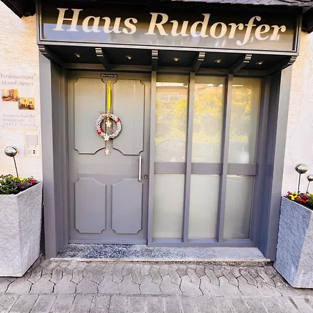 Ferienweingut Rudorfer Guest house *